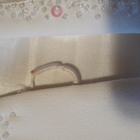 white womens suit - Picture 7 of 8